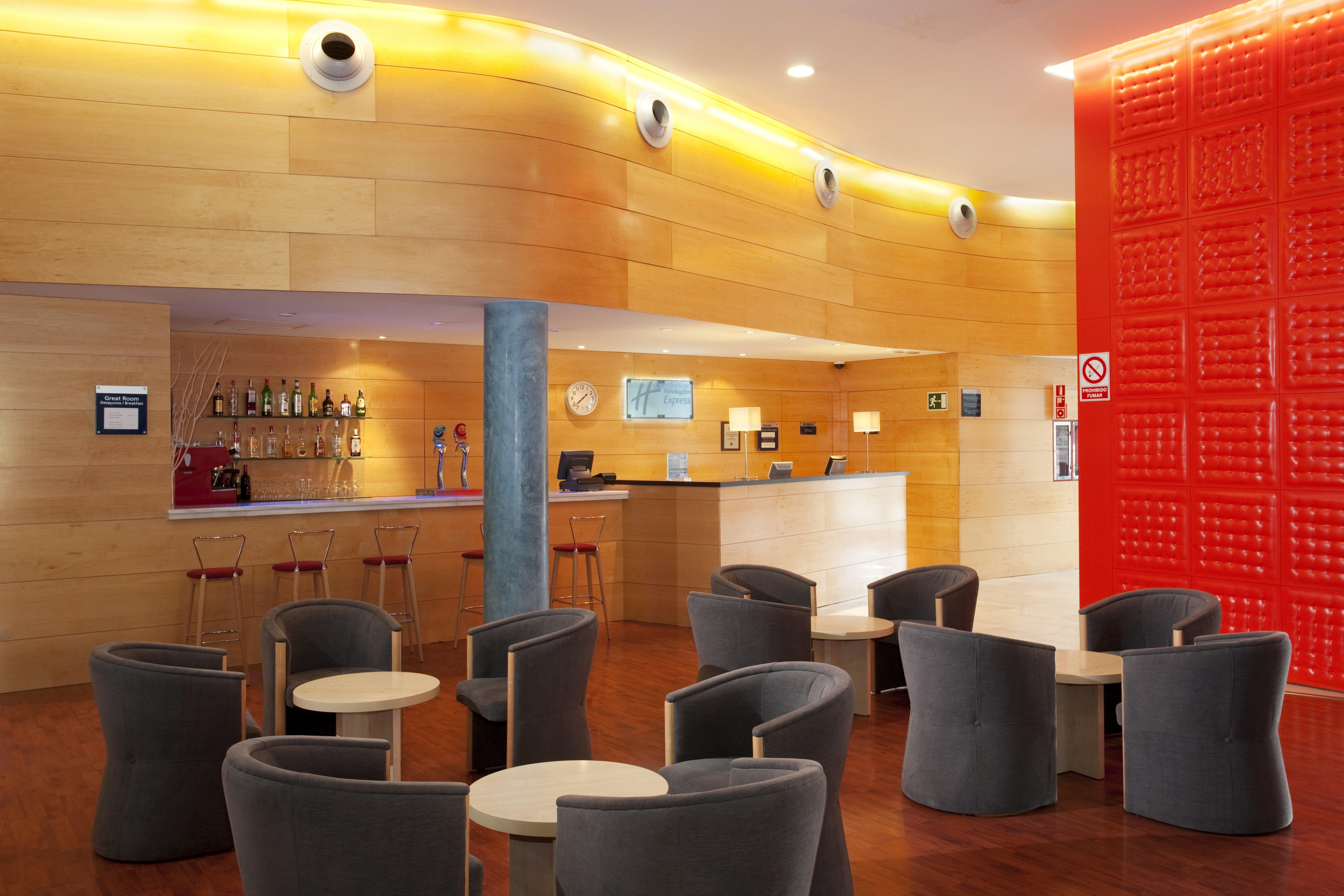 Holiday Inn Express Molins De Rei By Ihg Εστιατόριο φωτογραφία