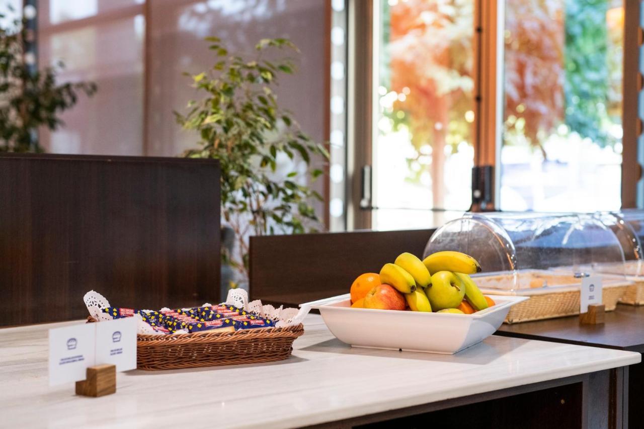 Holiday Inn Express Molins De Rei By Ihg Εξωτερικό φωτογραφία