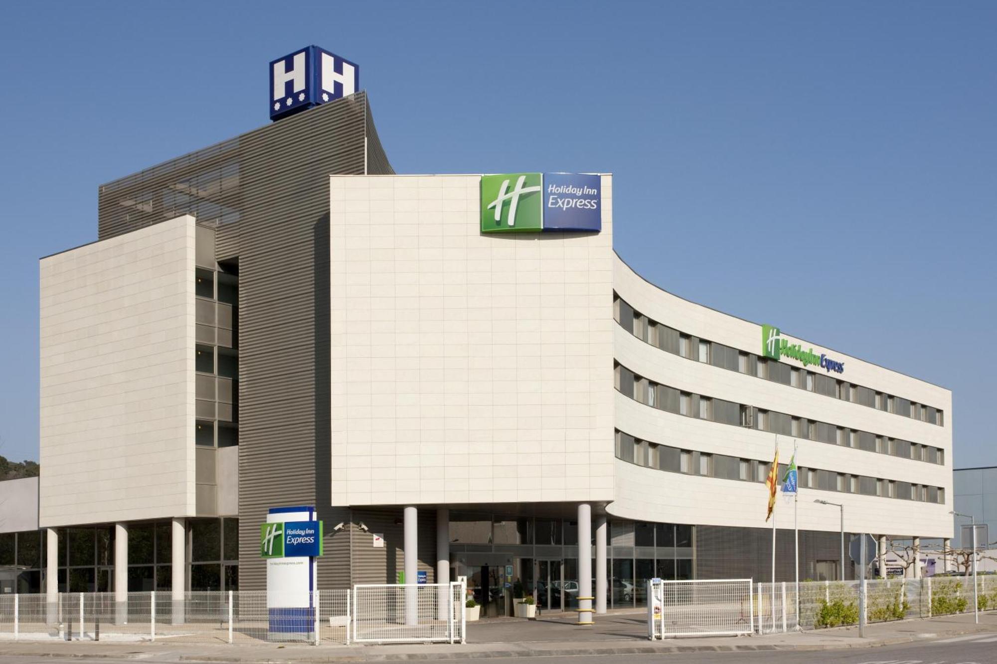 Holiday Inn Express Molins De Rei By Ihg Εξωτερικό φωτογραφία